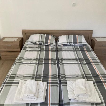 Private Room With Lovely Yard Σαντάνσκι Εξωτερικό φωτογραφία